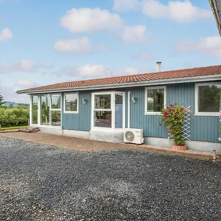 Сasa de vacaciones Acogedora Casa En Haderslev Con Sauna *